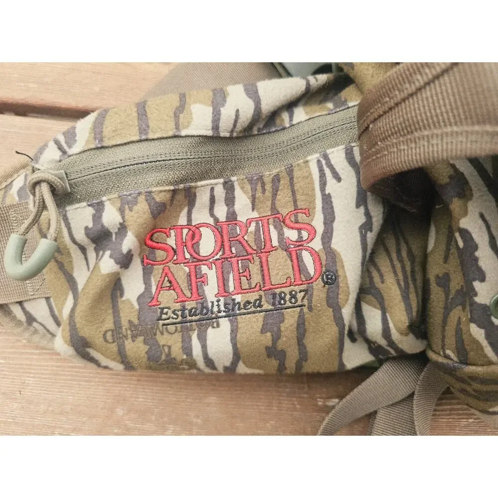 Sports Afield Hunting Day Pack With Mossy Oak Bottomland Camo - Hunting Backpack